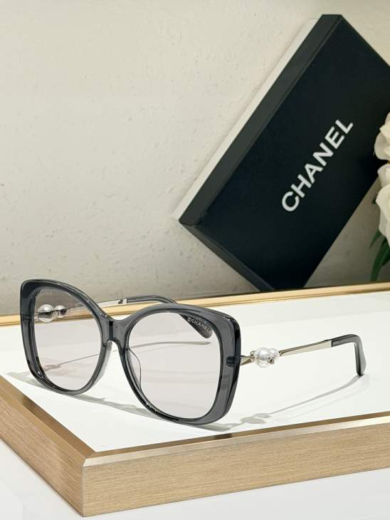 Picture of Chanel Sunglasses _SKUfw80443511fw